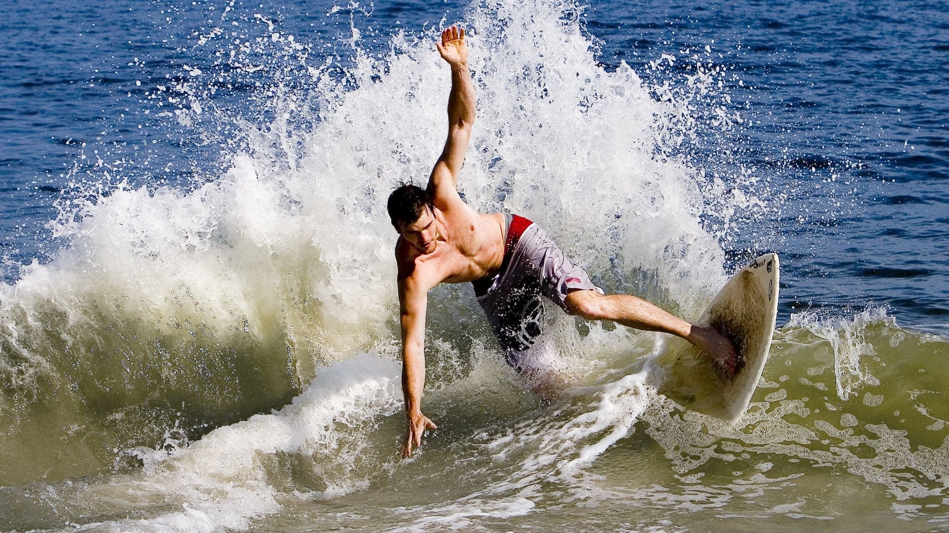 选手排位赛：谁将晋级总决赛？，排位赛冠军